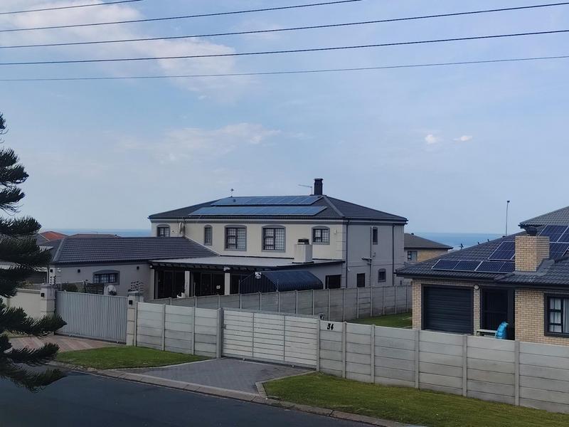 5 Bedroom Property for Sale in Fraaiuitsig Western Cape